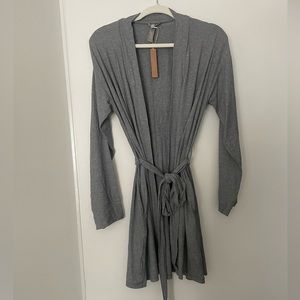 Skims soft lounge robe Color: Heather Grey Size:XS NWT